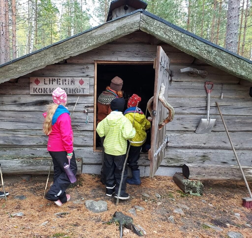 Sudenpetulauma Susien yöretki Reponiemen laavulle 26.-27.4. - Lue lisää